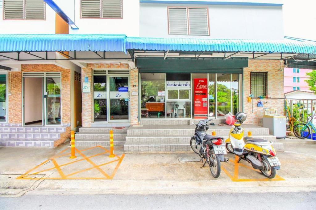 Ze Residence Ram Intra Bangkok Exterior photo